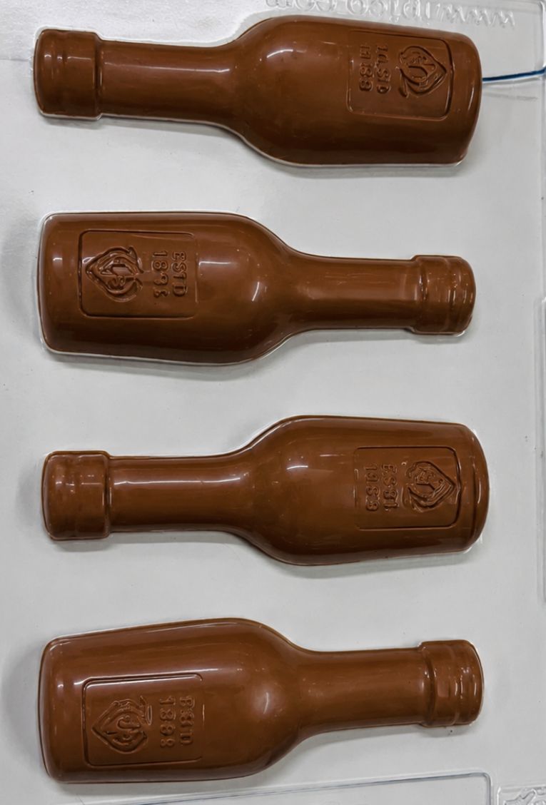 4 CAVITY MEDIUM BOTTLE PVC MOULD