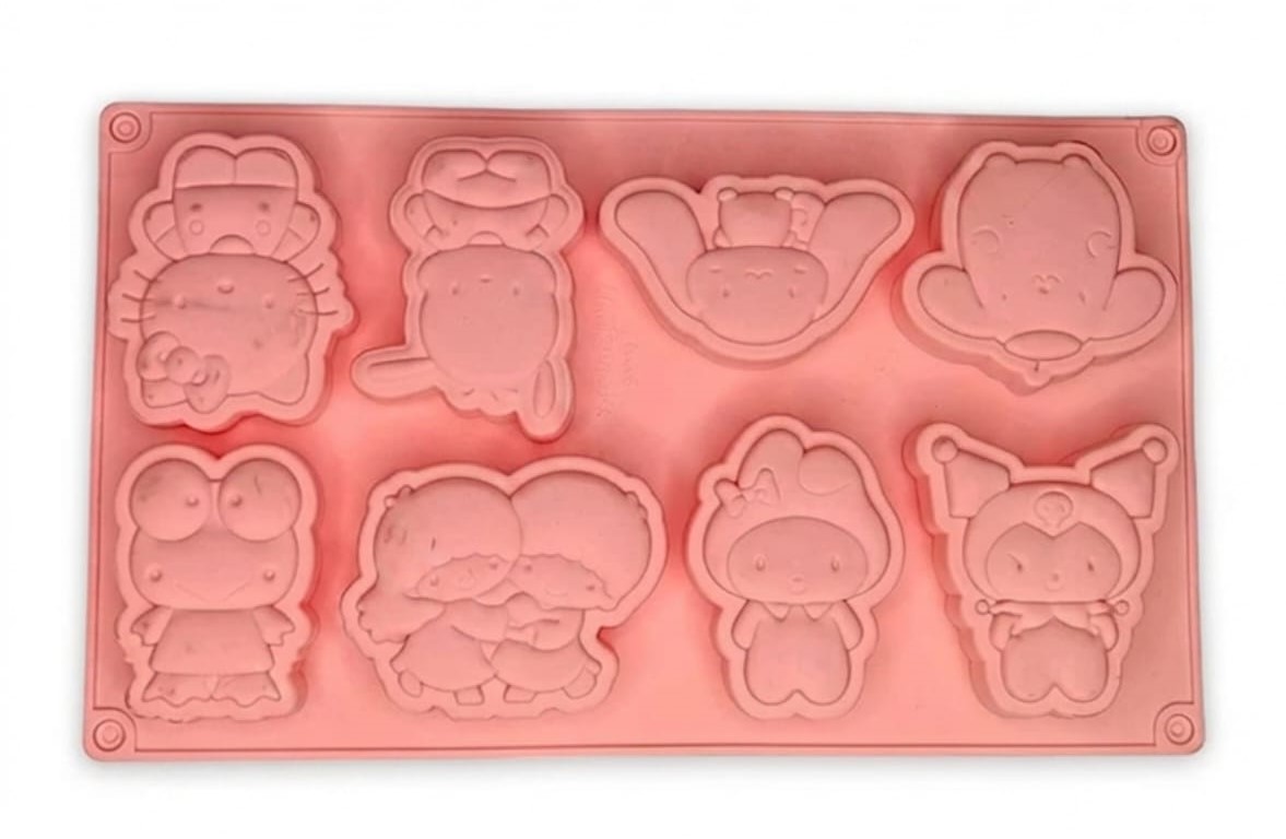 8 CAVITY HELLO KITTY SILICONE MOULD