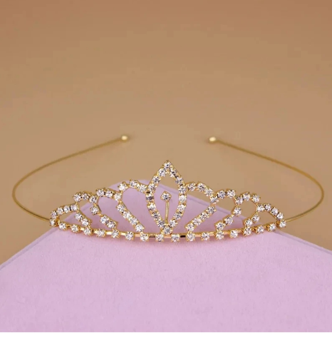 BIRTHDAY GIRL GOLDEN CROWN