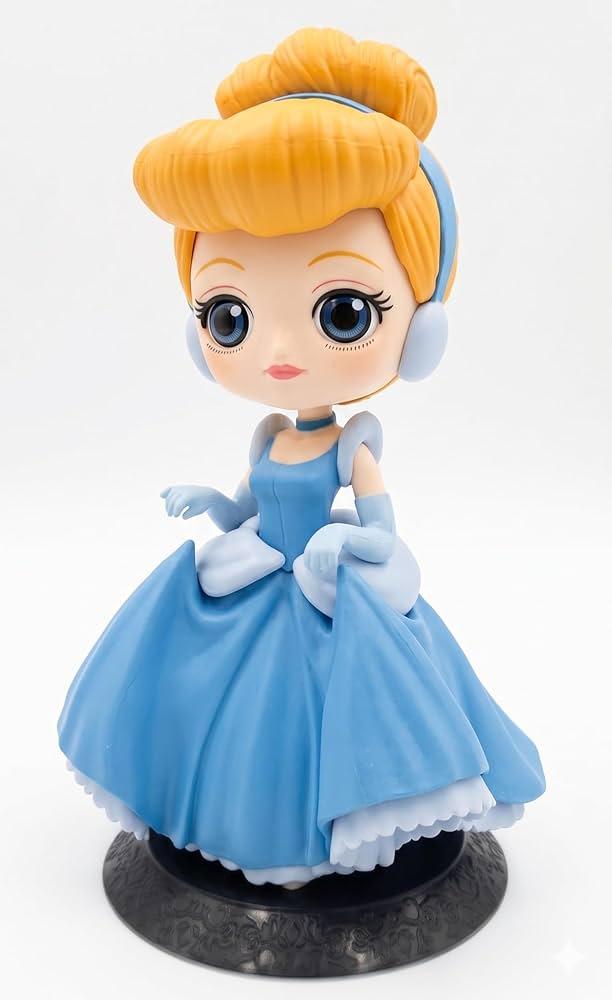 HEADPHONE CAKE DOLL TOPPER