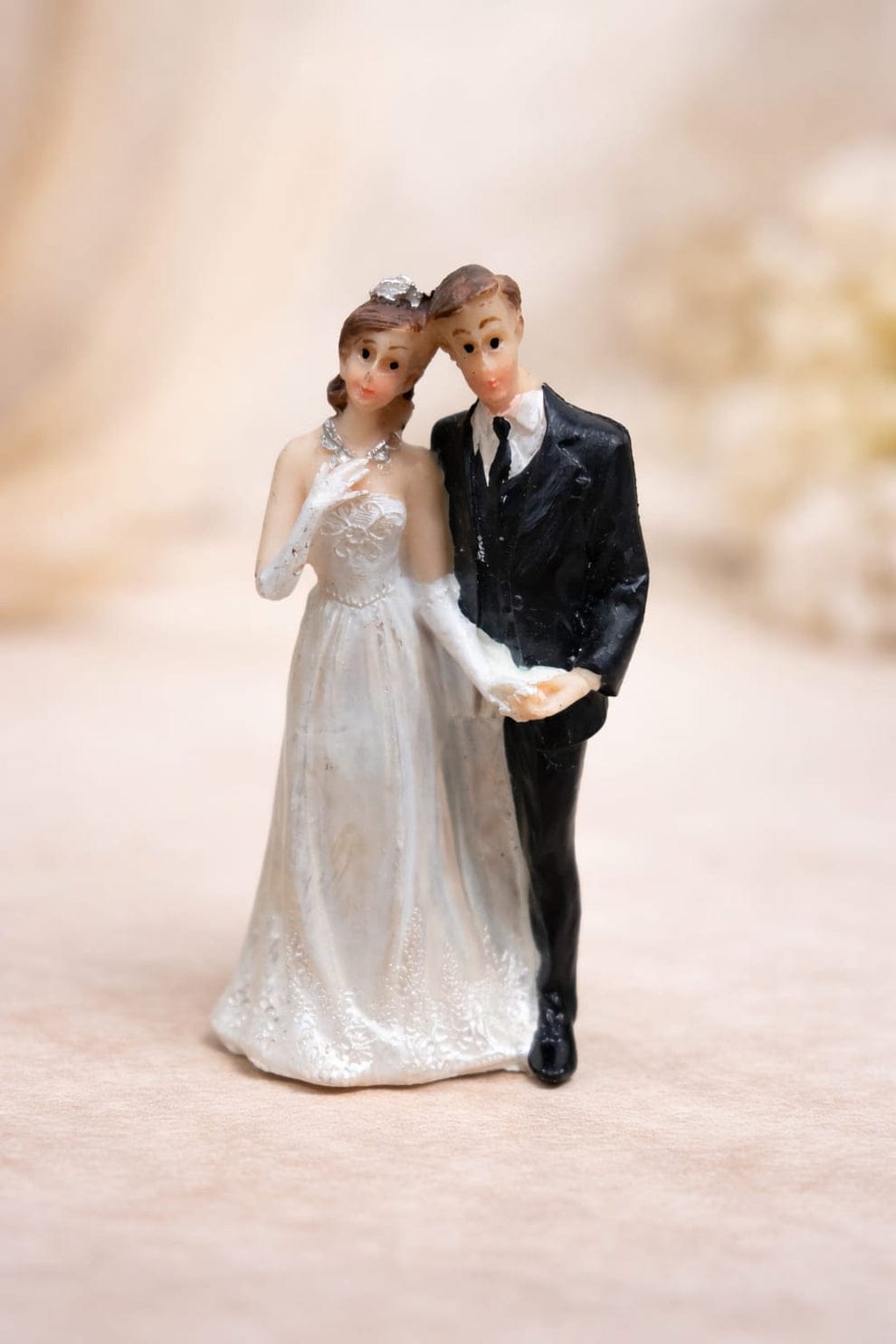 COUPLE CAKE TOPPER